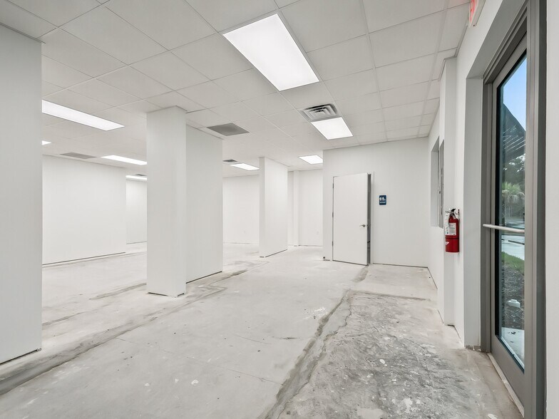More Photos Of 871-801 Highway 466, Lady Lake Unknown For Lease