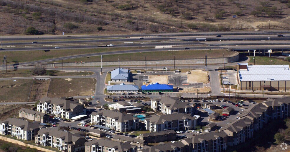 More Photos Of 7323 N Loop 1604 E, San Antonio Office For Sale