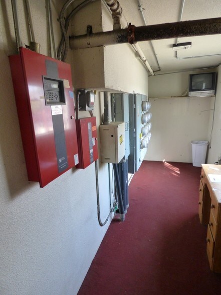 More Photos Of 839 N Summit Ave, Pasadena Apartments For Sale