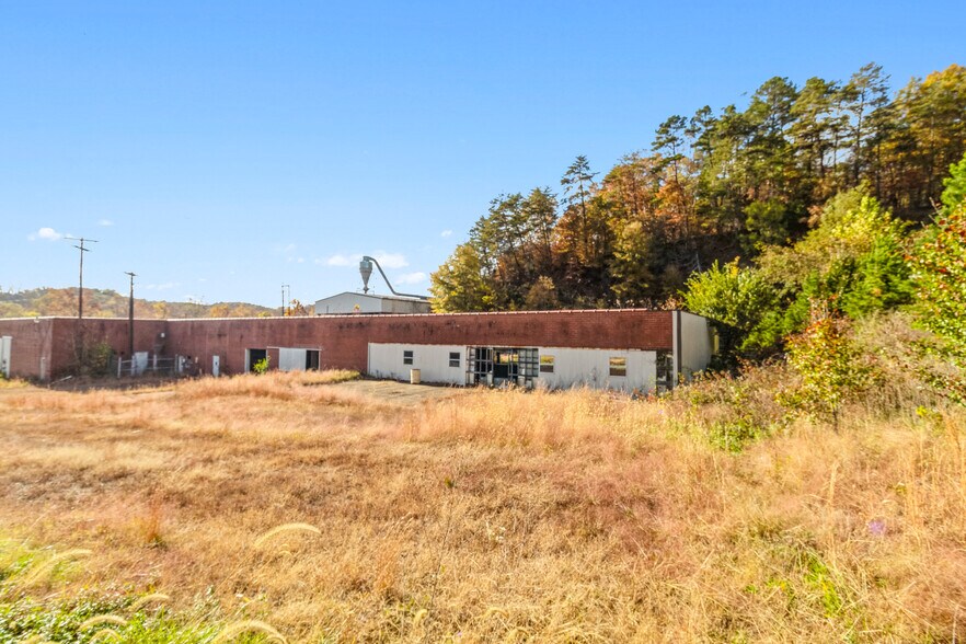 More Photos Of 1641 Fairystone Park Hwy, Stanleytown Warehouse For Sale