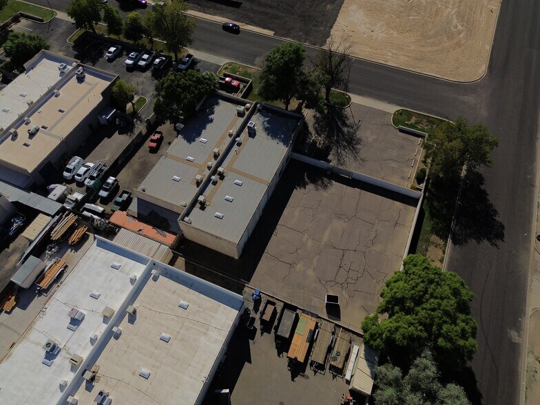 More Photos Of 6097 N 57th Dr, Glendale Warehouse For Sale