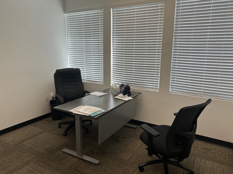 More Photos Of 7395 S Pecos Rd, Las Vegas Medical For Lease