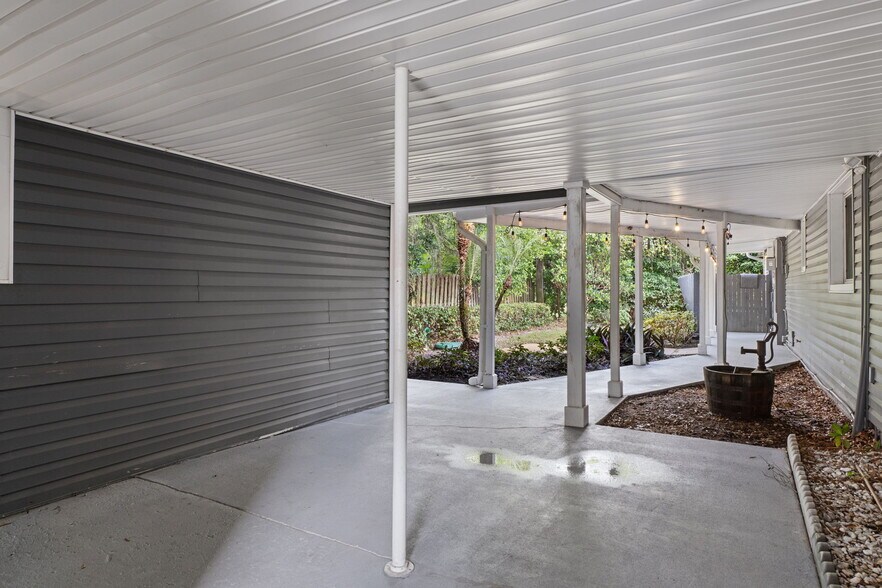 More Photos Of 17110 Gunn Hwy, Odessa Loft Creative Space For Sale