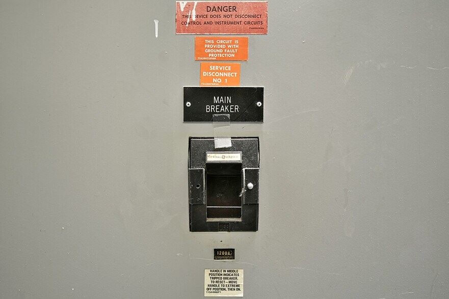 More Photos Of 1744 Forrest Way, Carson City Manufacturing For Sale