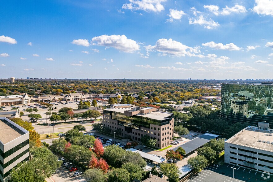 More Photos Of 18333 Preston Rd, Dallas Office For Lease