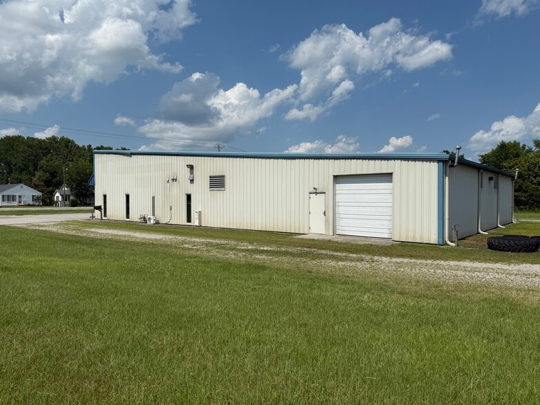 More Photos Of 1985 W Main St, Williamston Warehouse For Sale