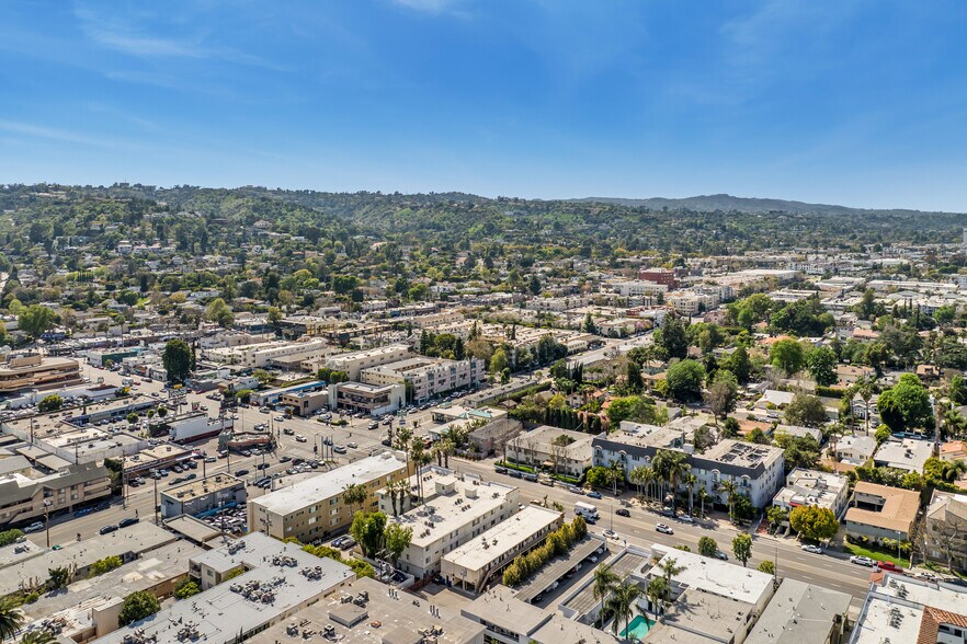 More Photos Of 4436 Woodman Ave, Sherman Oaks Apartments For Sale