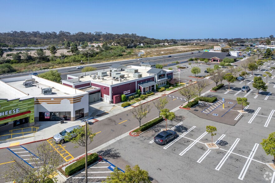 More Photos Of 2217-2739 Vista Way, Oceanside Unknown For Lease