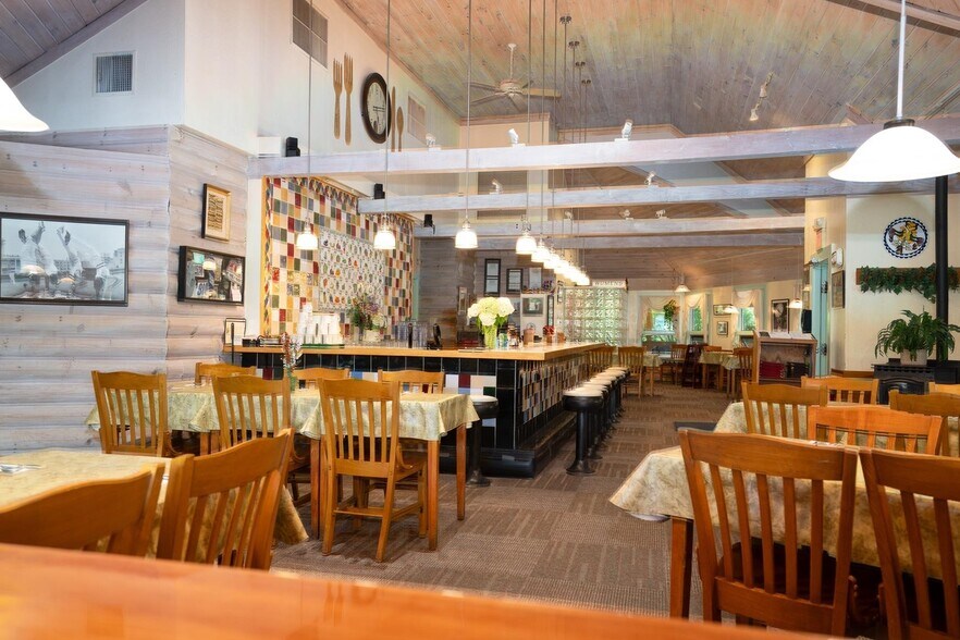 More Photos Of 1568 Depot St, Manchester Center Restaurant For Sale