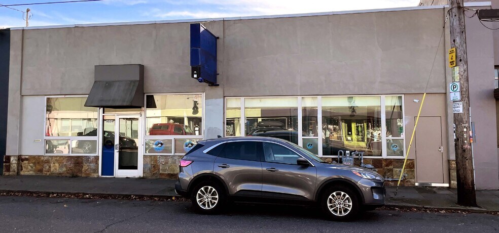 More Photos Of 8028 SE Stark St, Portland Storefront For Sale