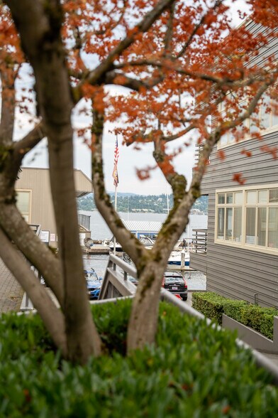 More Photos Of 110-140 Lakeside Ave, Seattle Office For Sale