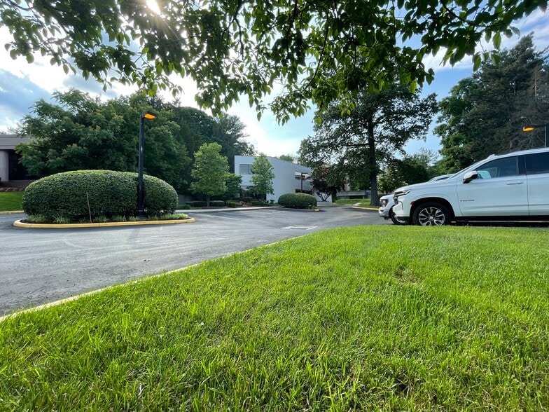 More Photos Of 1914 Association Dr, Reston Office For Lease
