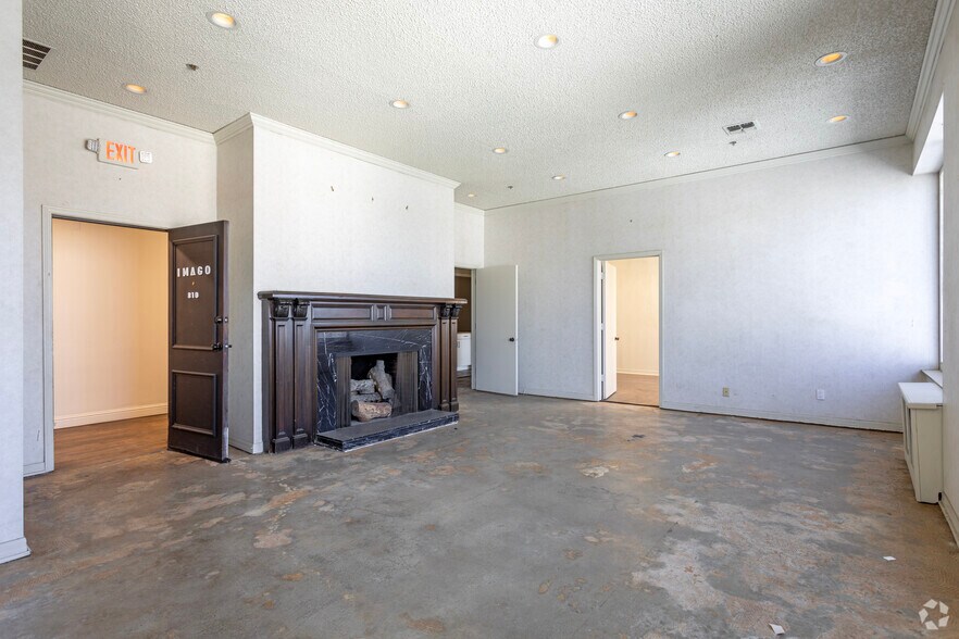 More Photos Of 2014 Tulare St, Fresno Office For Sale