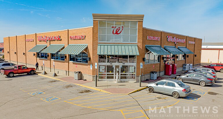 Primary Photo Of 601 W Will Rogers Blvd, Claremore Drugstore For Sale