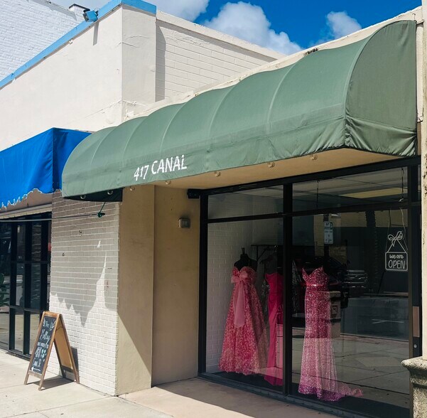 Primary Photo Of 417 Canal St, New Smyrna Beach Storefront Retail Office For Sale