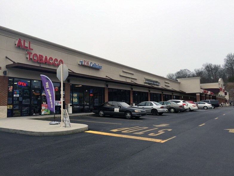 More Photos Of 123 US-70, Dandridge Storefront For Lease