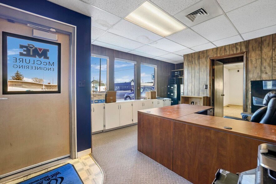 More Photos Of 507 Main Ave W, Twin Falls Flex For Sale