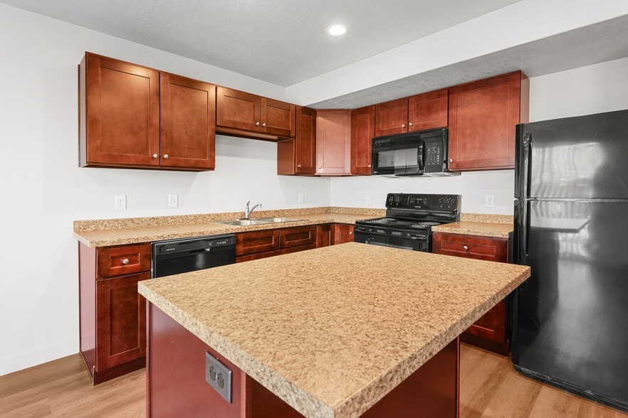 More Photos Of 415 Suncrest Ln, Logan Apartments For Sale