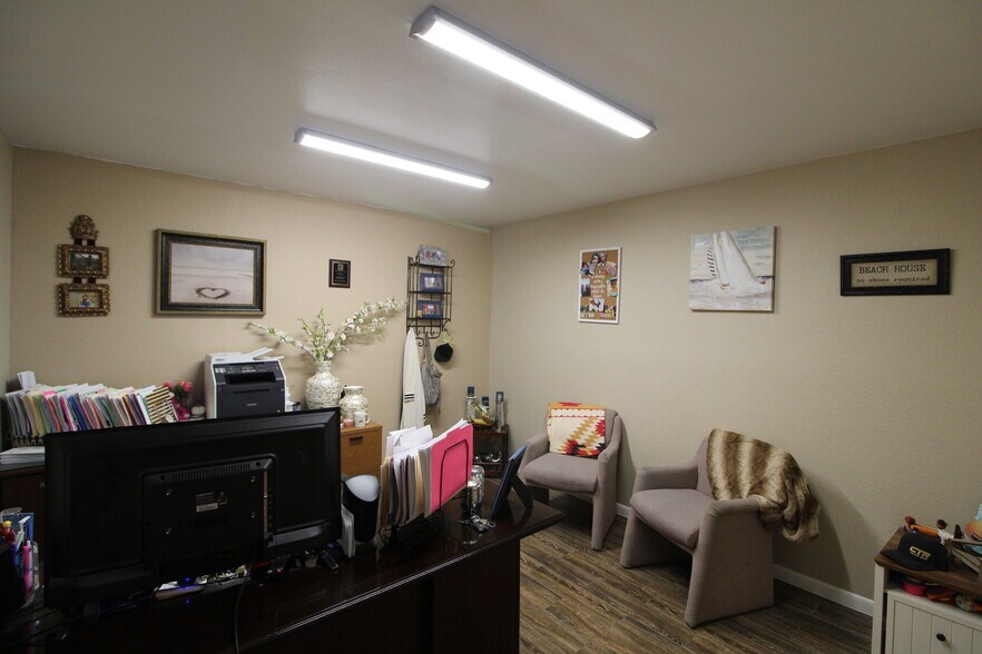 More Photos Of 1221 W University Blvd, Odessa Medical For Sale