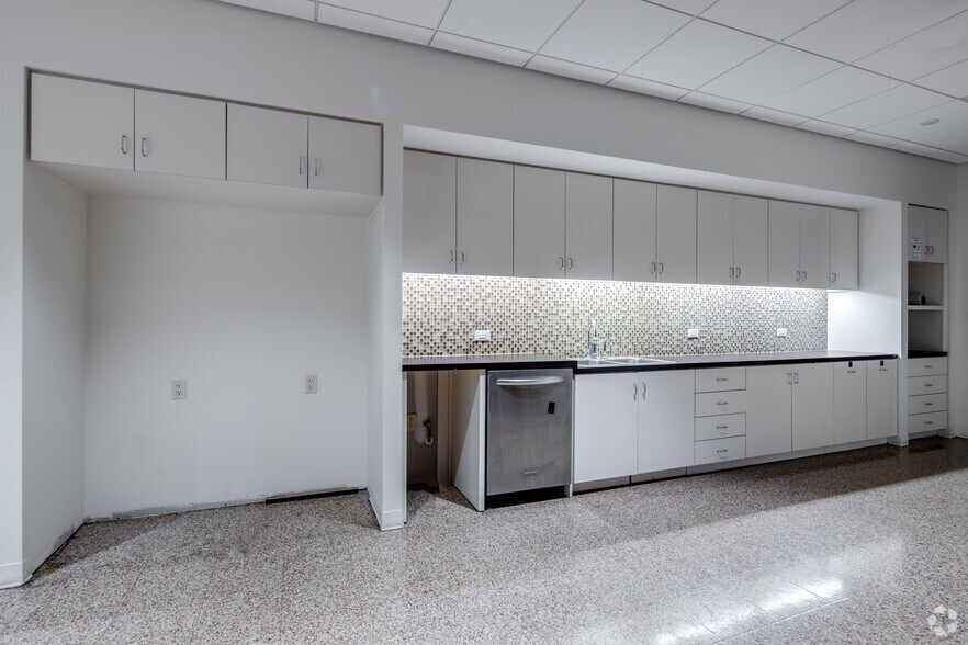 Photo of 12nd Floor Ste 1250