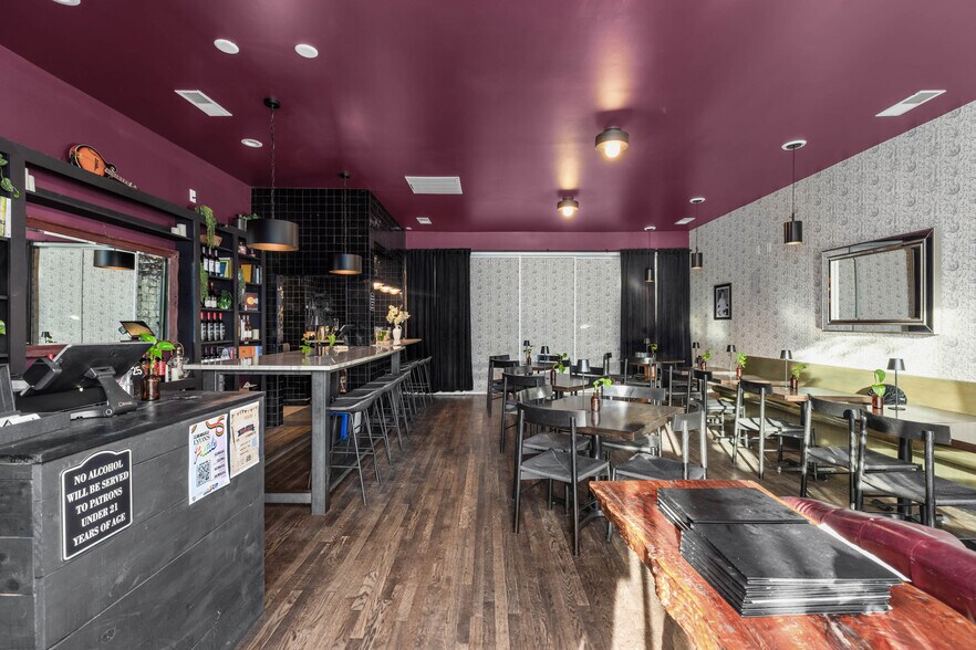 More Photos Of 442 High St, Lyons Restaurant For Sale