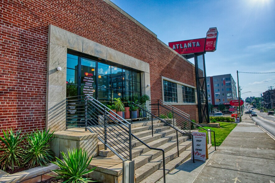 More Photos Of 777 Memorial Dr SE, Atlanta Loft Creative Space For Lease