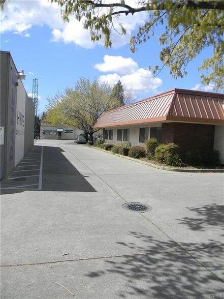 More Photos Of 1051 Mangrove Ave, Chico Office For Lease