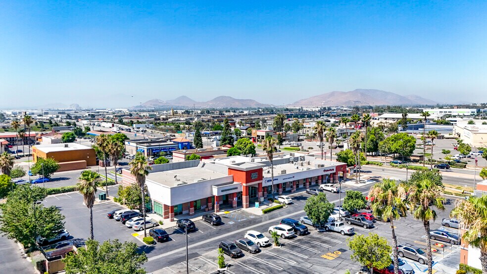 More Photos Of 1627-1629 S Riverside Ave, Rialto Freestanding For Sale