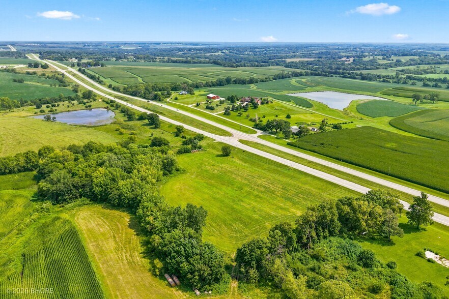 More Photos Of 8000 Blk N Jefferson Way, Indianola Land For Sale