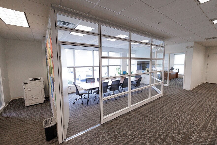 More Photos Of 119 W Greentree Rd, Marlton Office For Sale