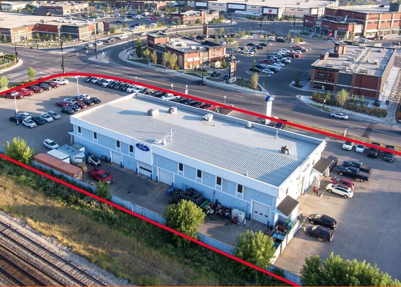 Primary Photo Of 340 Railway St W, Cochrane Auto Dealership For Lease