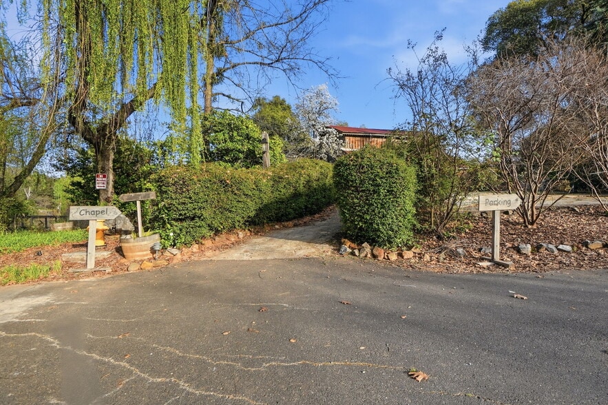 More Photos Of 21645 Parrotts Ferry Rd, Sonora Specialty For Sale