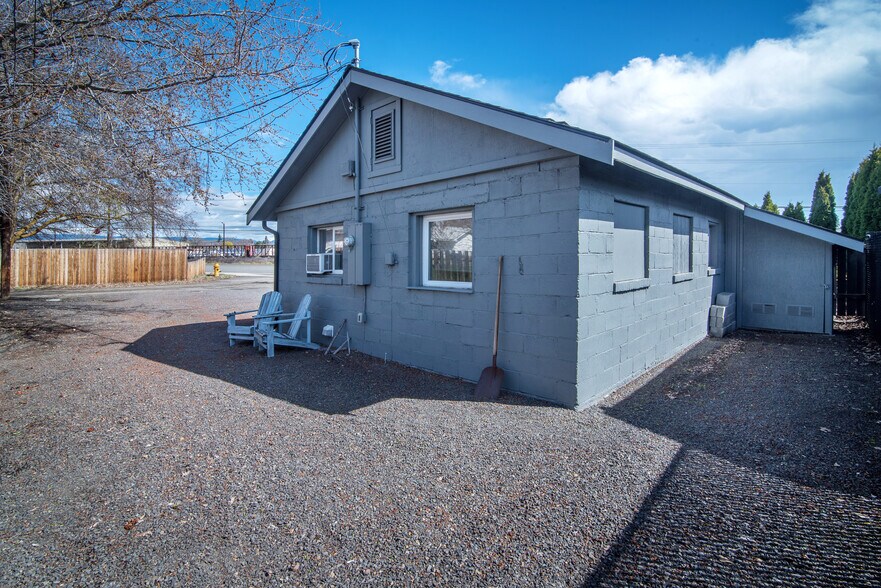 More Photos Of 503 N Railroad Ave, Ellensburg Office Residential For Sale