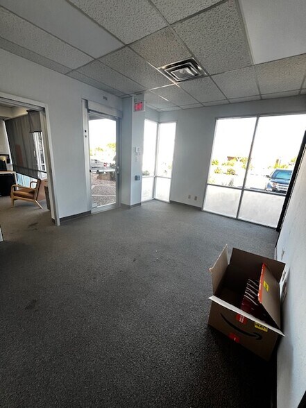 More Photos Of 3230 N Delaware St, Chandler Warehouse For Lease