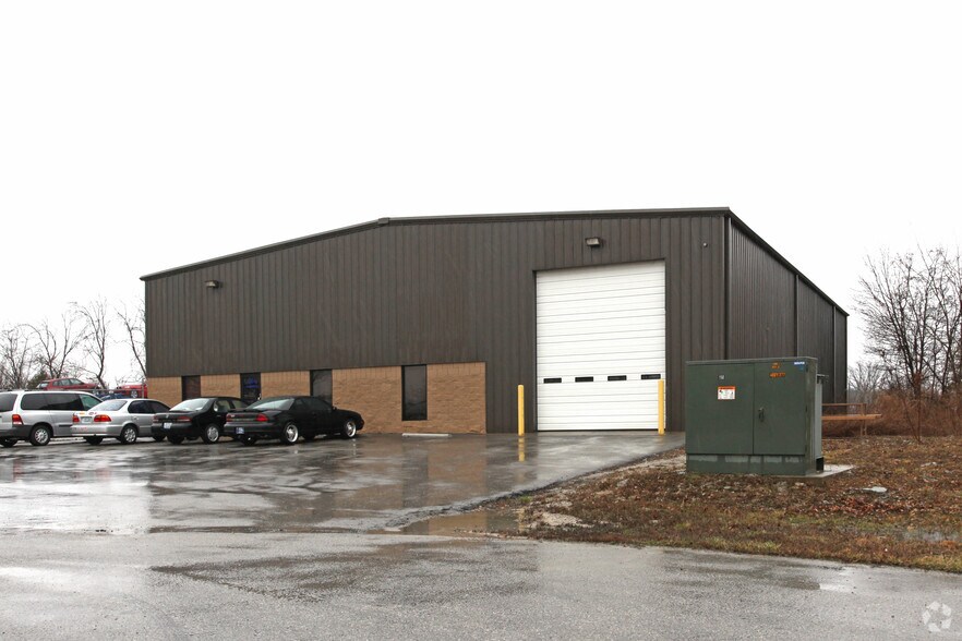 Primary Photo Of 1234 Bringham Dr, Sellersburg Warehouse For Sale