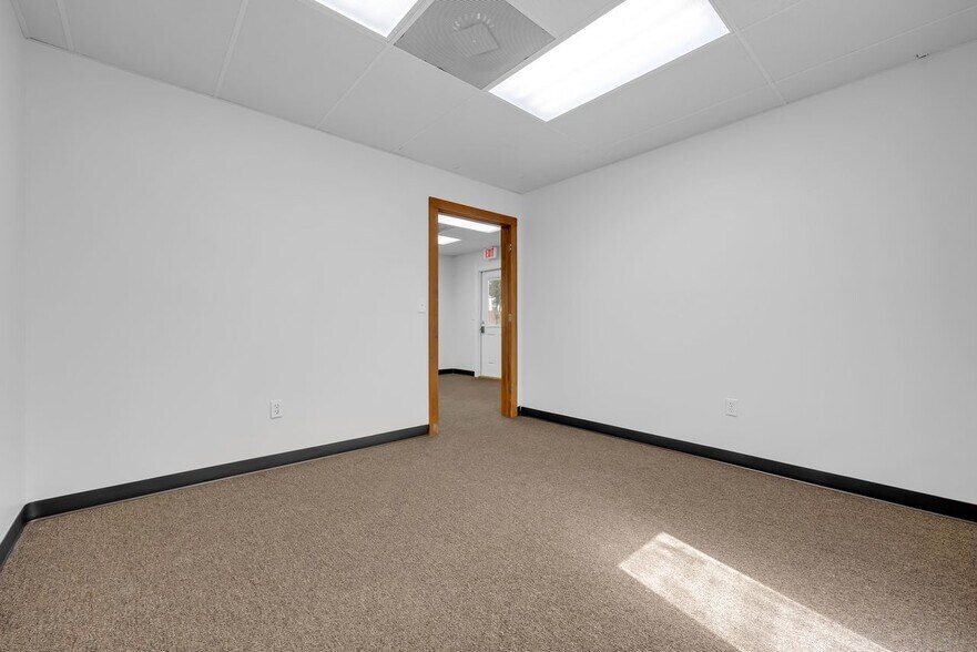 More Photos Of 14794 Camelia St, Magnolia Springs Office For Lease