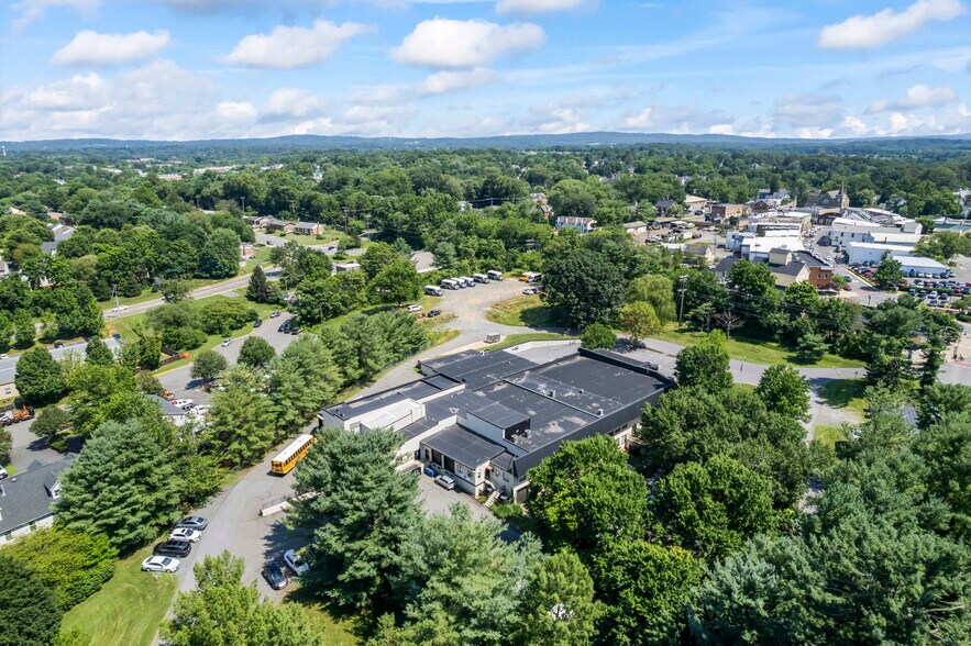 More Photos Of 210 N 21st St, Purcellville Flex For Sale