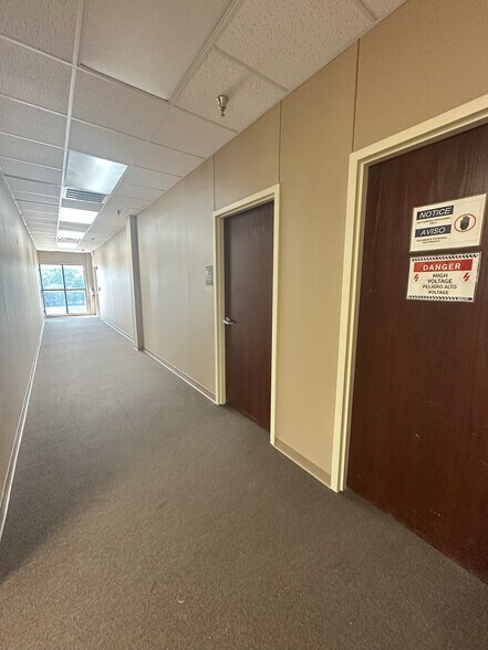 More Photos Of 7202 Slide Rd, Lubbock Medical For Sale