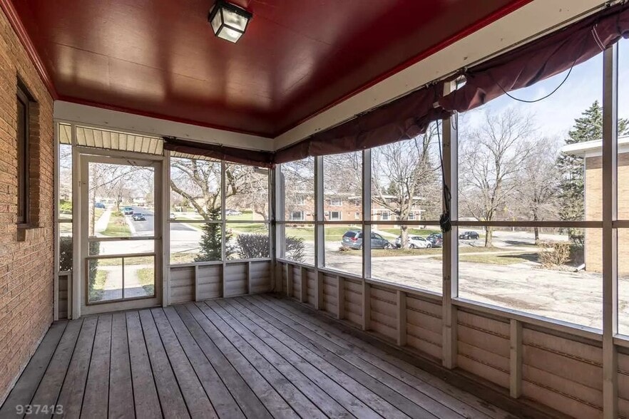 More Photos Of 417 Berwyn Dr, Madison Apartments For Sale