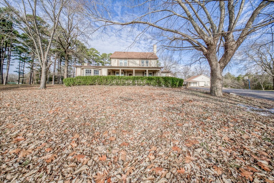 More Photos Of 1601 Missouri 72 Rt, Rolla Hospitality For Sale