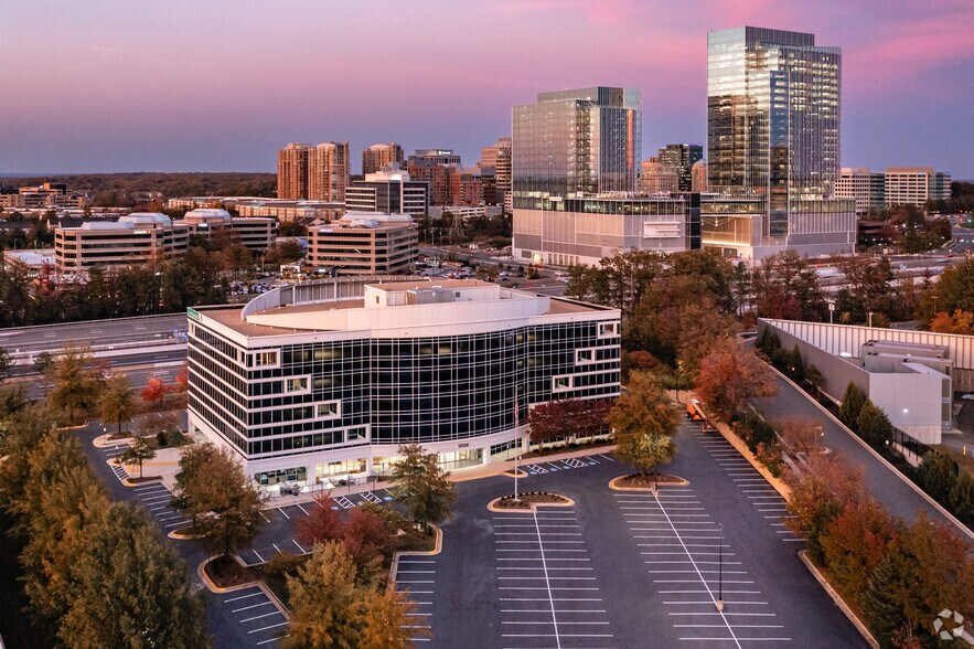 More Photos Of 12120 Sunrise Valley Dr, Reston Office For Lease