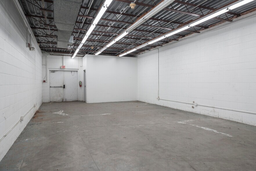 More Photos Of 1807 Tower Dr, Monroe Office For Sale