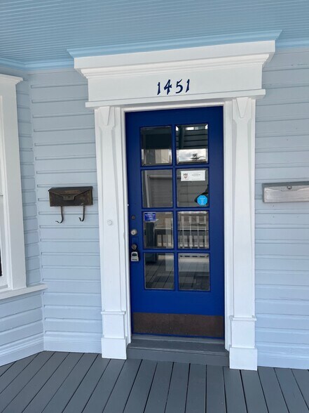 More Photos Of 1451 Home St, Jacksonville Office Residential For Lease