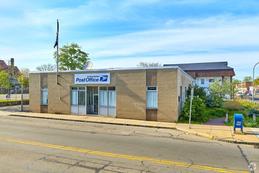More Photos Of 376 Lexington Ave, Rochester Post Office For Sale