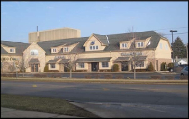 More Photos Of 207 E Church St, Sandwich Office For Lease