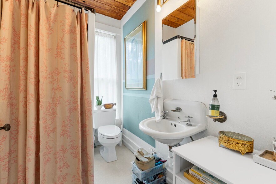 More Photos Of 1044 Maxwell Ave, Boulder Apartments For Sale