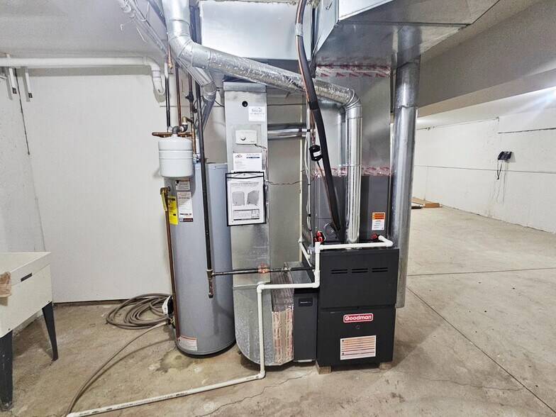 More Photos Of 10331-10335 W Lincoln Hwy, Frankfort Office For Sale