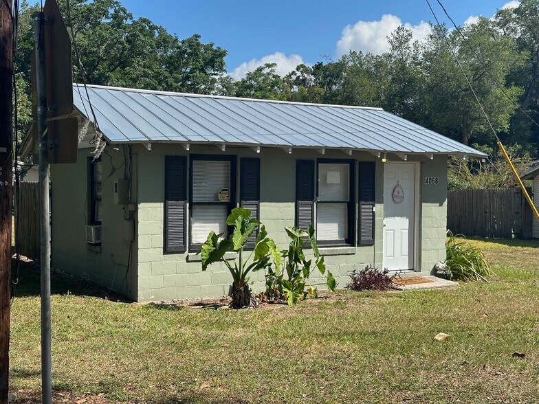 More Photos Of 6065 Bay Ave, Highland City Manufactured Housing Mobile Home Park For Sale