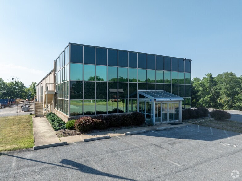More Photos Of 2 Creamery Way, Emmitsburg Warehouse For Lease
