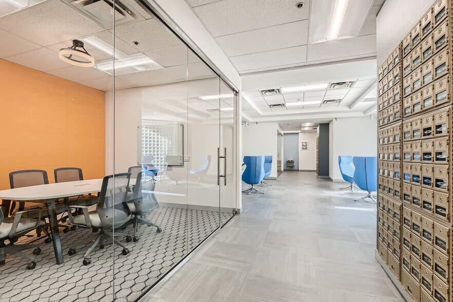 More Photos Of 320-340 E Warm Springs Rd, Las Vegas Unknown For Lease